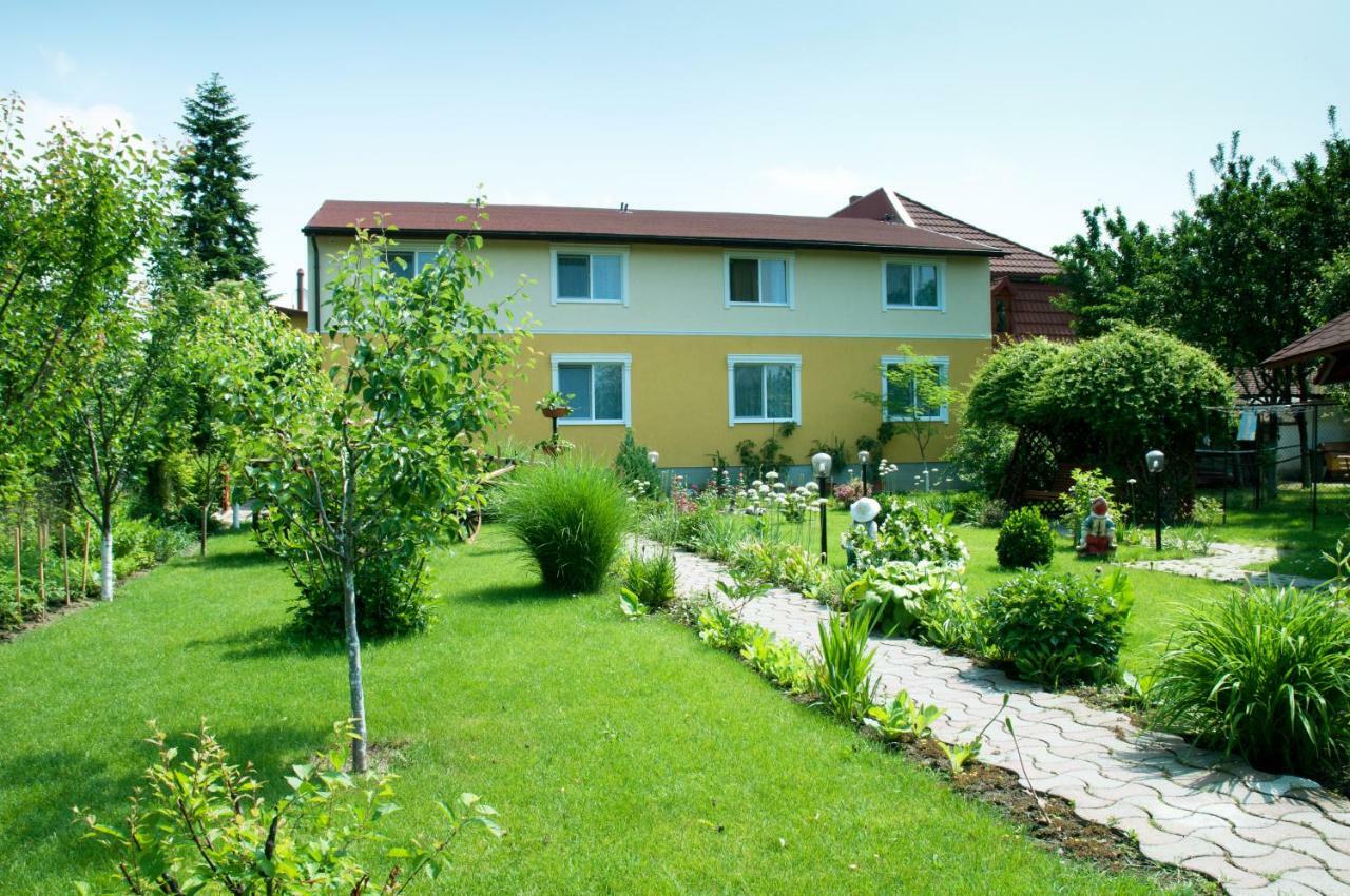 Pension Delia Gardens ทิมิชัวรา ภายนอก รูปภาพ